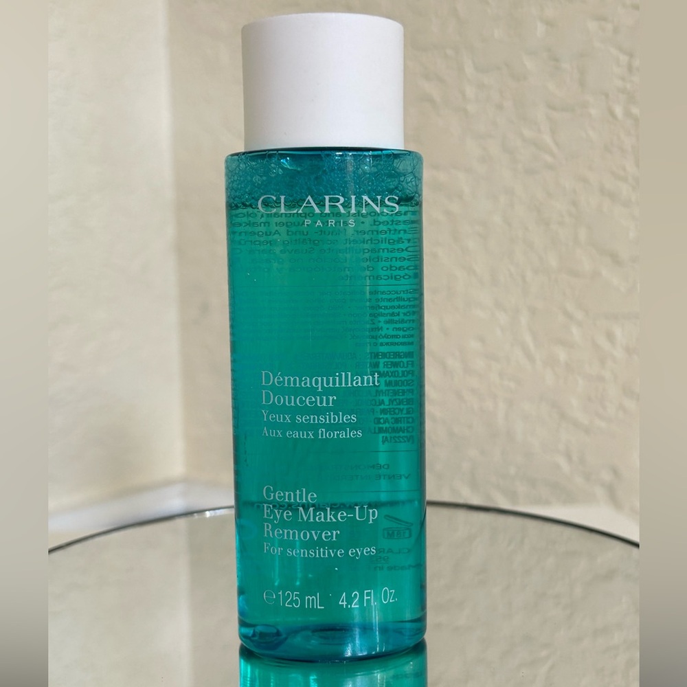 Clarins gentle eye makeup remover for sensitive eyes NEW